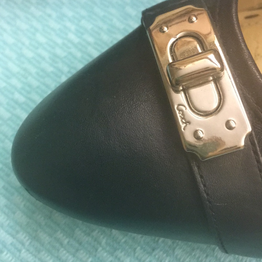 Black Coach heels. - Picture 2 of 4